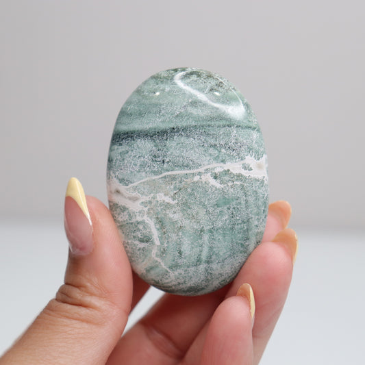 Green Sardonyx Palm Stone 1