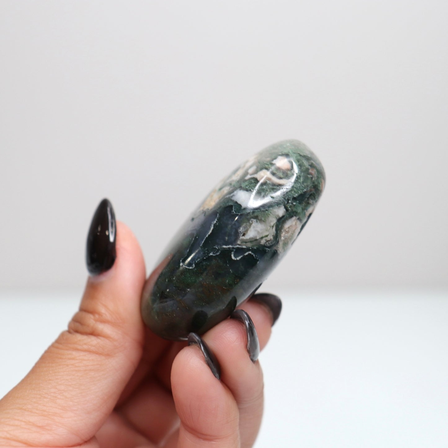 Moss Agate Palm Stone 27