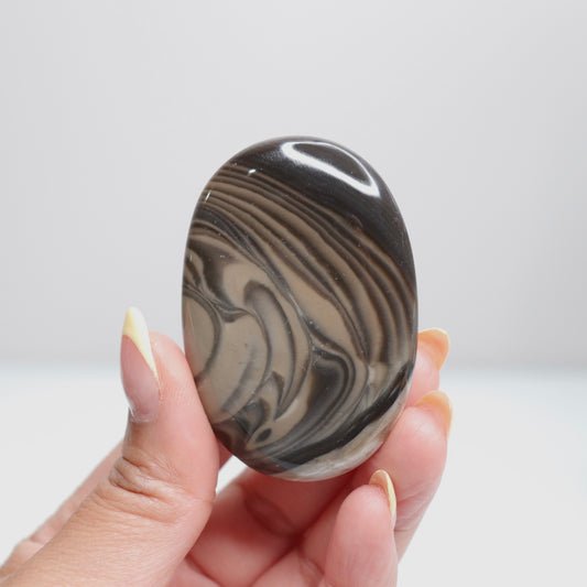 Flint Palm Stone 14