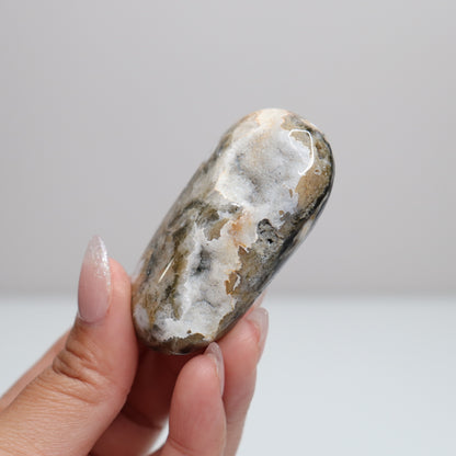 Sea Jasper Palm Stone | R
