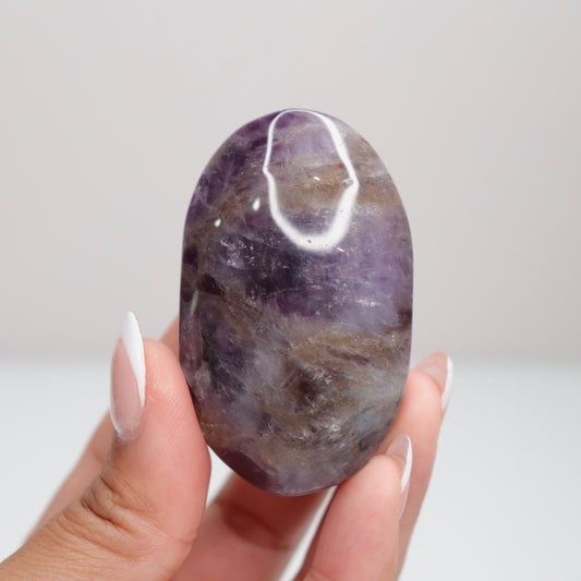Dream Amethyst Palm Stone N