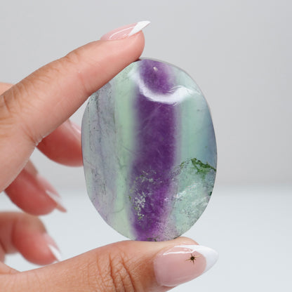 Fluorite Diamond Palm Stone 13