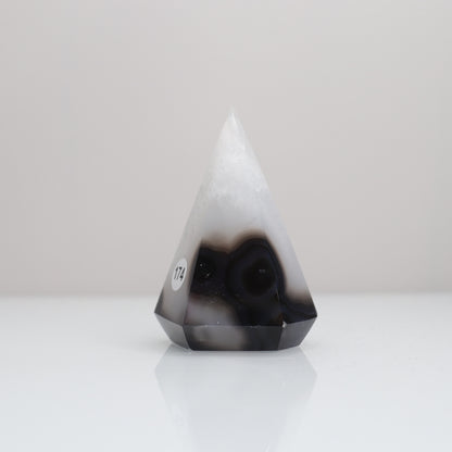 Druzy Agate Diamond 174