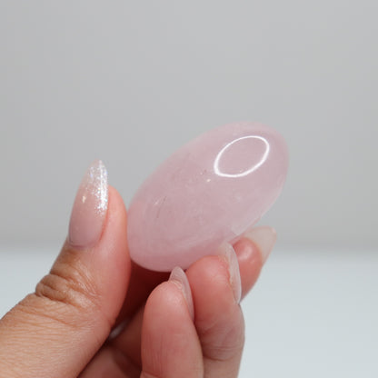 Rose Quartz Palm Stone 51