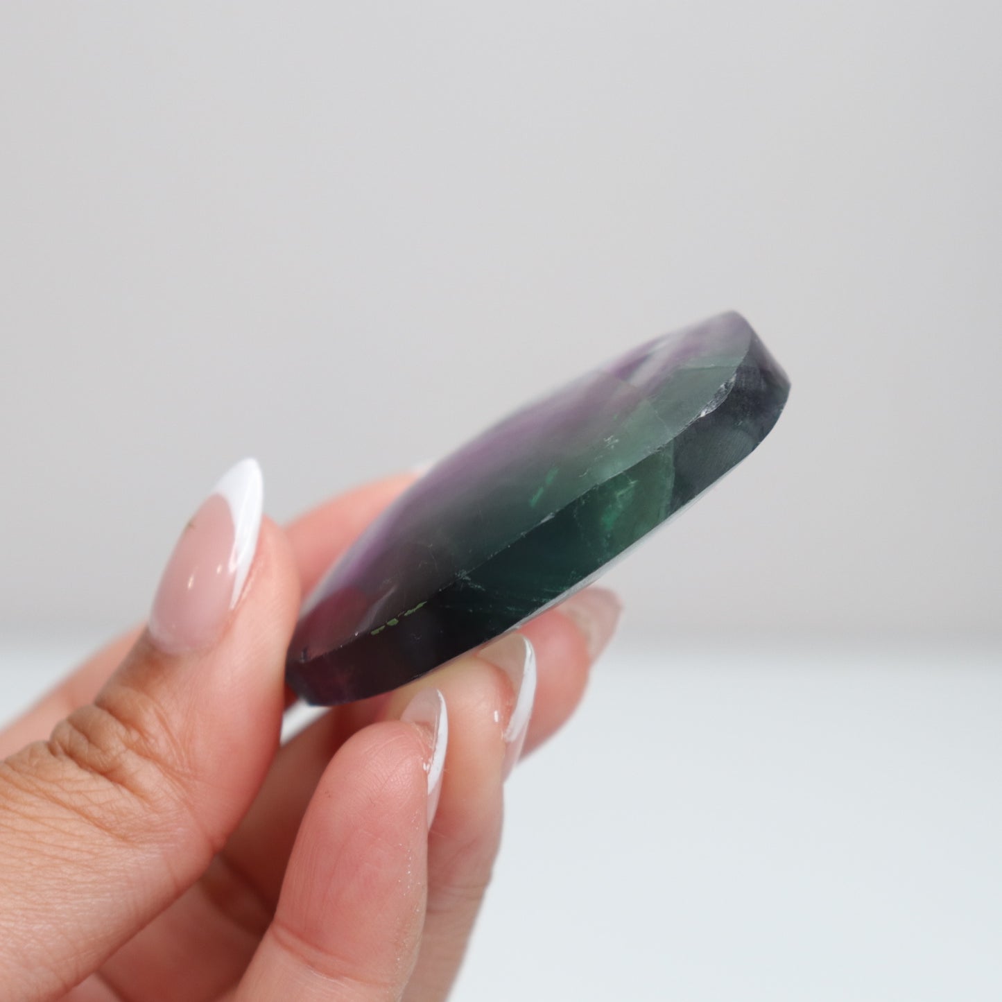Fluorite Diamond Palm Stone 14*