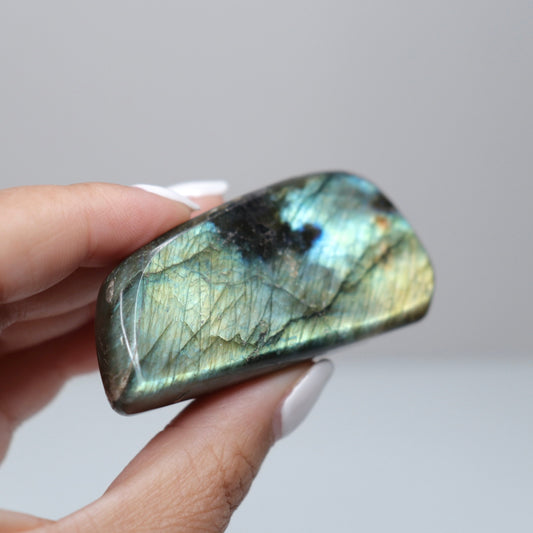 Mini Labradorite Freeform | 2