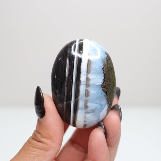 Blue Opal Palm Stone 37