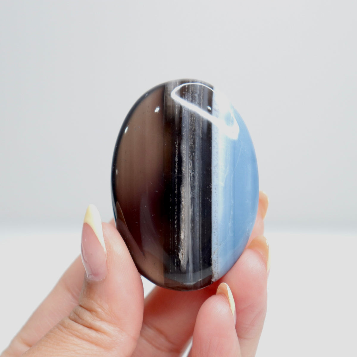 Blue Opal Palm Stone 8*