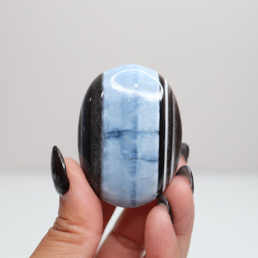 Blue Opal Palm Stone 39