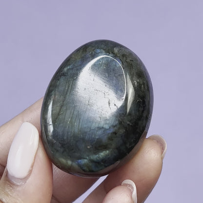 Labradorite Palm Stone | L1