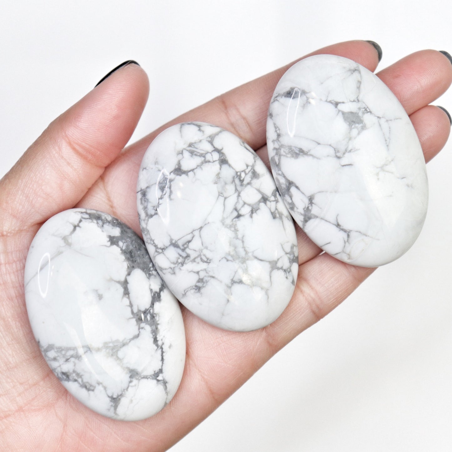 Howlite Palm Stones